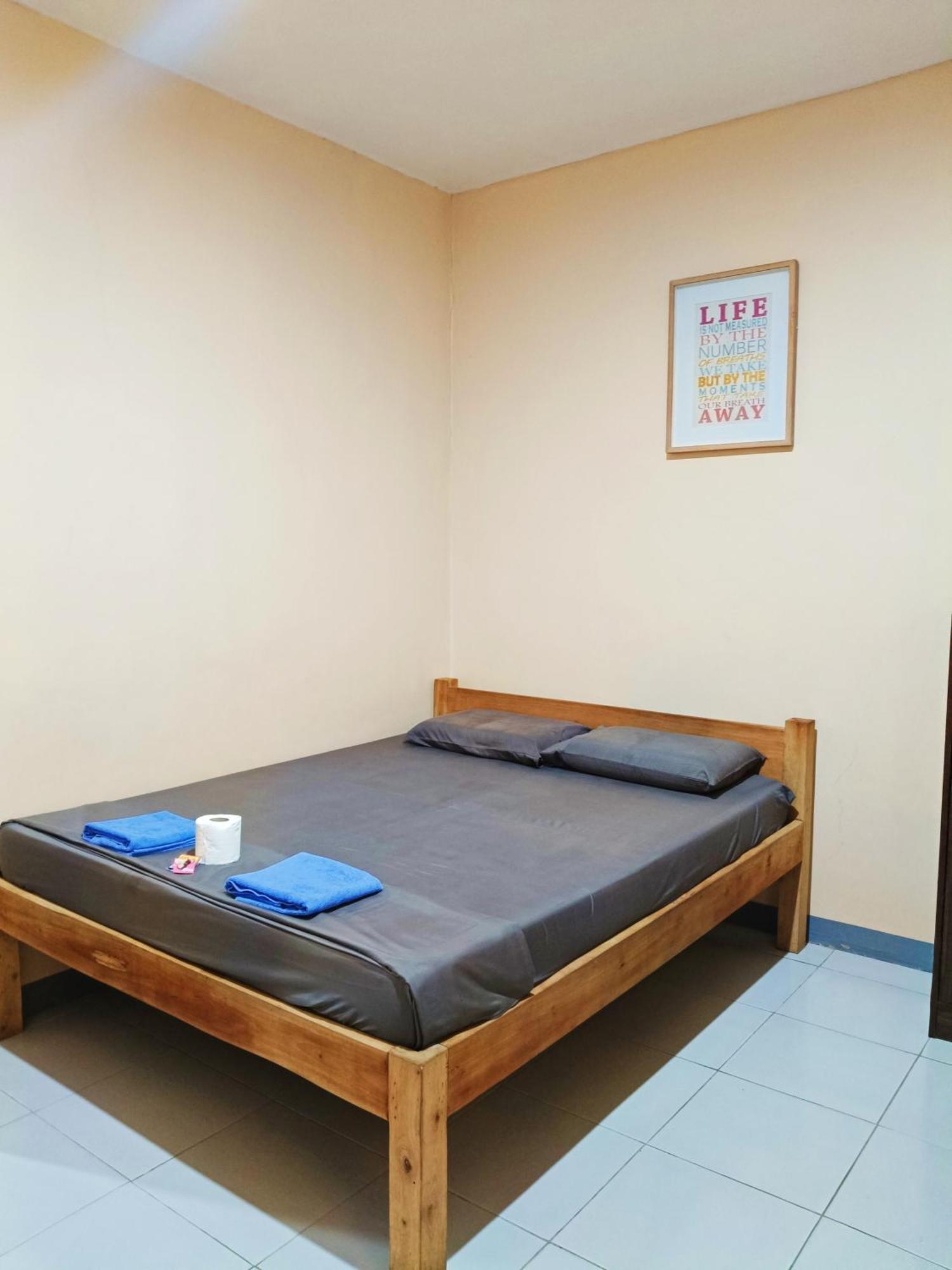 James Homestay Siquijor Δωμάτιο φωτογραφία