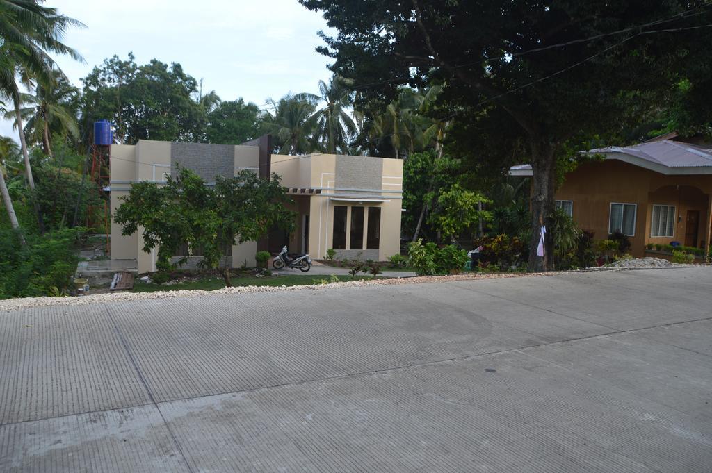 James Homestay Siquijor Εξωτερικό φωτογραφία