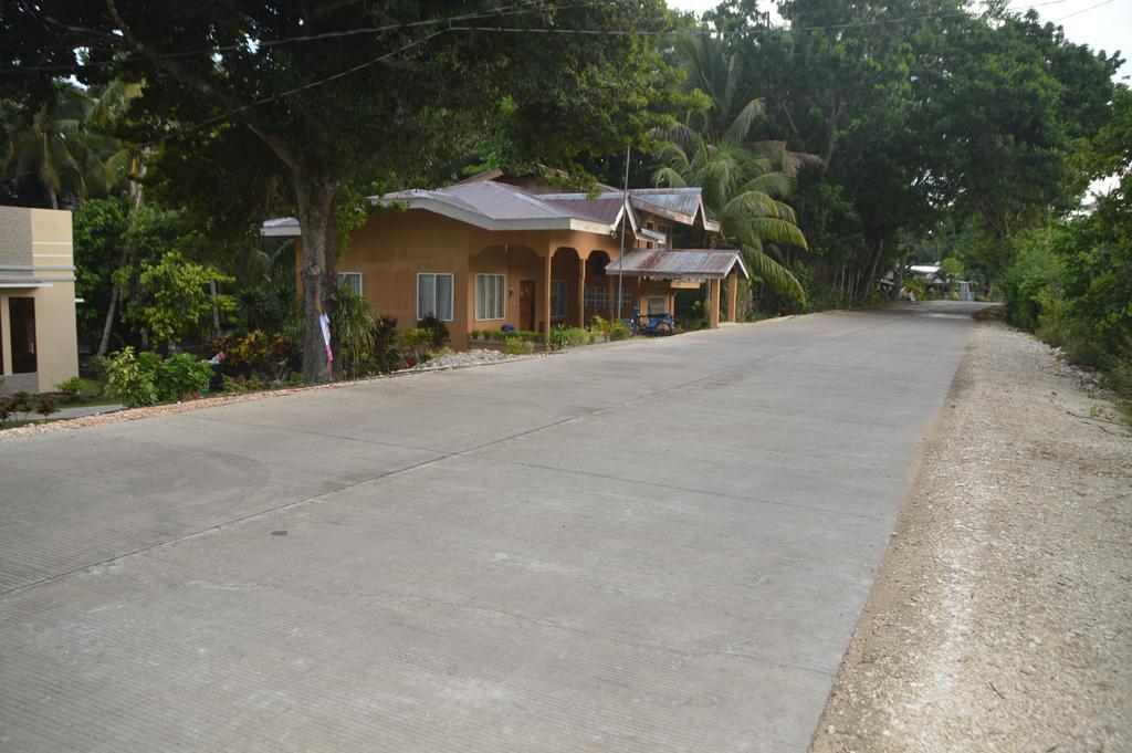 James Homestay Siquijor Εξωτερικό φωτογραφία
