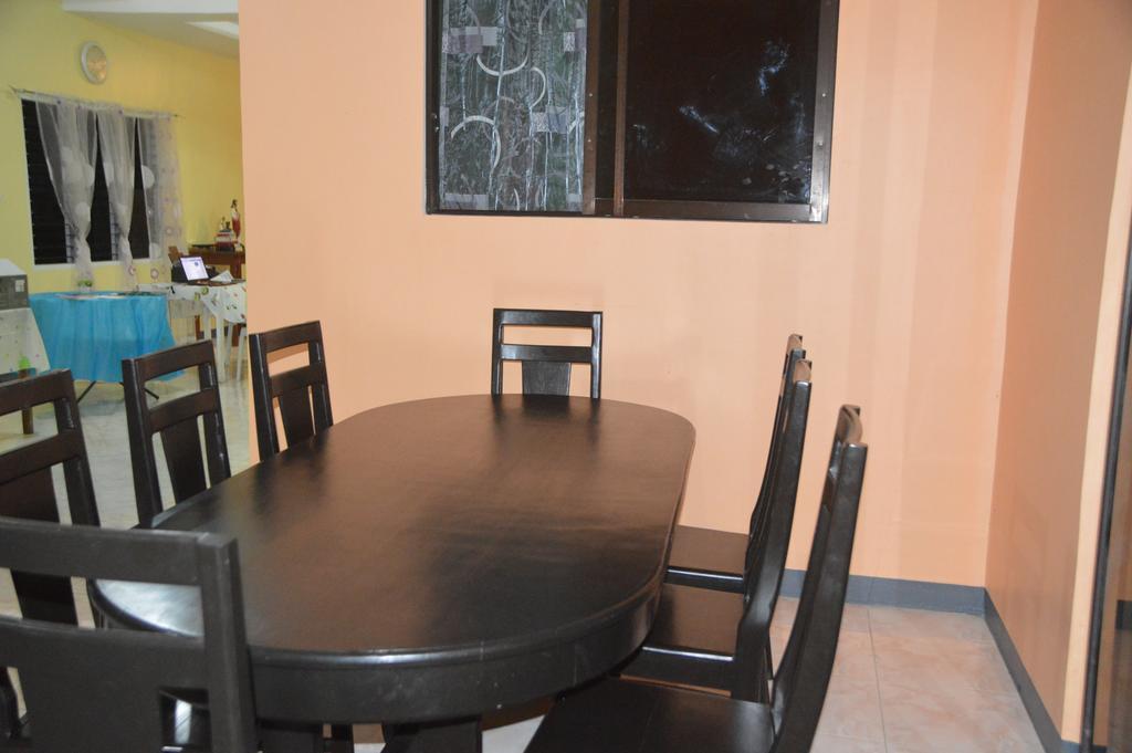 James Homestay Siquijor Εξωτερικό φωτογραφία